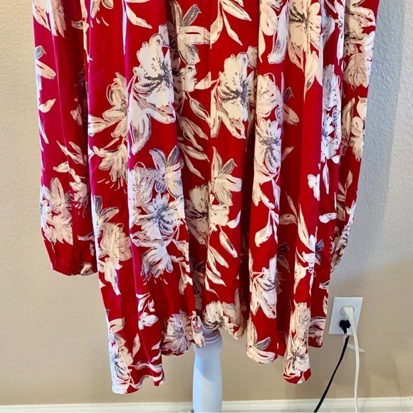 Cotton Candy Tunic Top Large Red Taupe Floral 100% Rayon Keyhole Flowy Boho - Picture 4 of 16